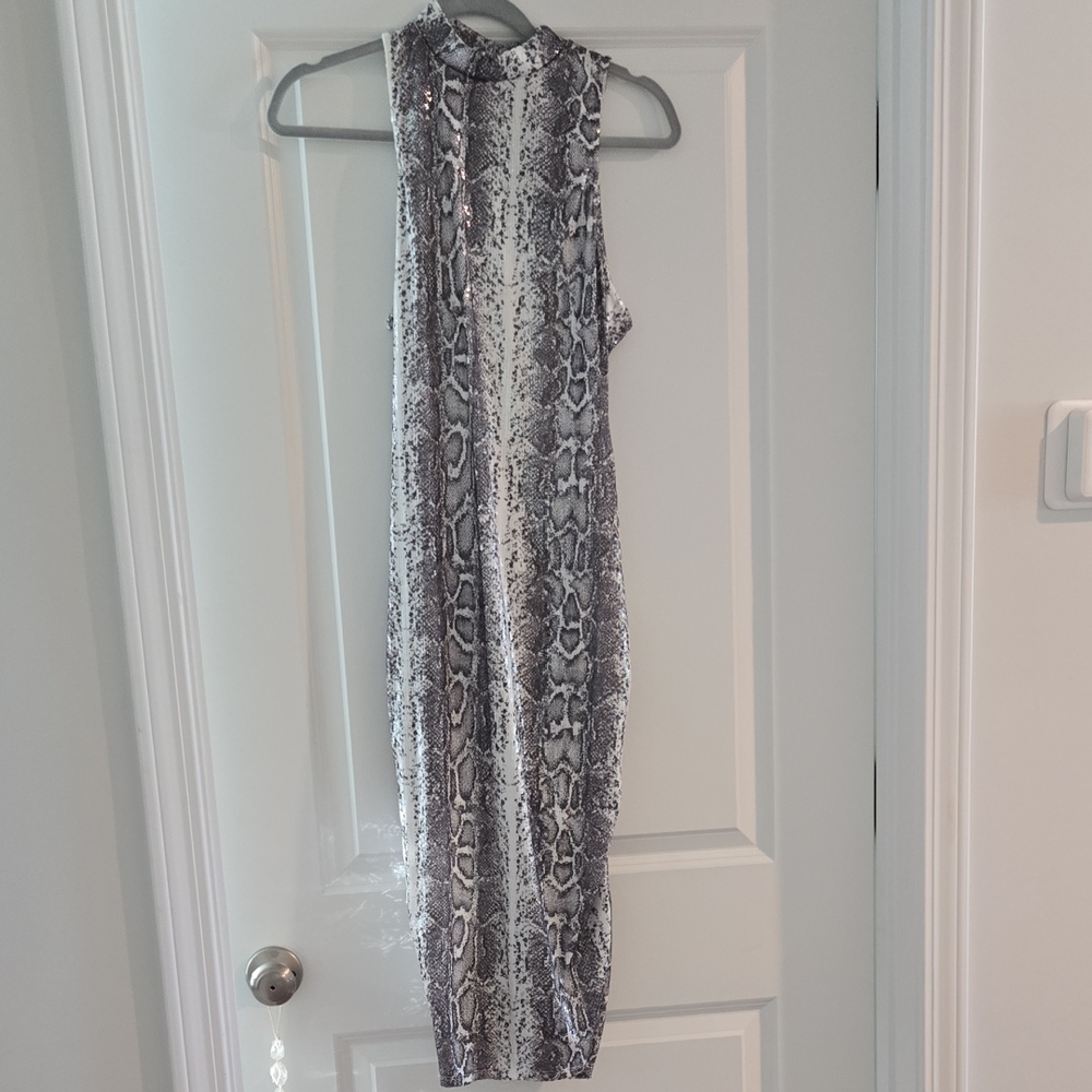Fashion Nova Grey and White Snake Print Backless Midi Dress